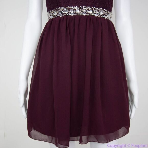 Speechless cocktail jewel embellished cut-out back halter mini dress,‎ junior 3 - Picture 5 of 16